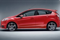 福特嘉年华ST五门版首曝 实用的