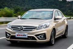 省油好开就行！试驾海马福美来轿车