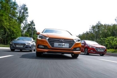 试驾体验北京现代悦纳 确实秀外慧中