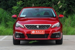 标致308对比大众宝来 308设计/质感强