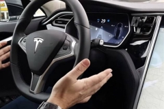 特斯拉采用新硬件方案 实现完全自动驾驶
