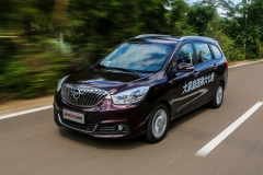 试海马福美来7座版 不是由微面改造的MPV