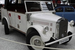 两轮转向满大街！可四轮转向你知道吗？