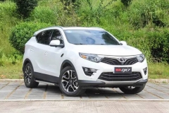 好看好开还省油：试驾新一代东南DX7