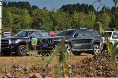 真正越野赛车和实际买到的SUV有什么区别？