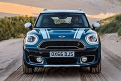 MINI玩出时尚新高度 乡下人新老对比