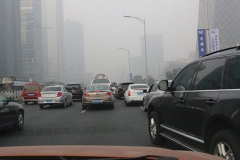 购车中签率将降至0.088% 电动车是出路？