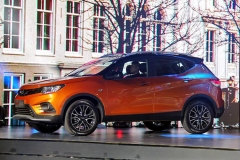 东南DX3购车指南 尊贵版车型性价比最高