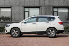 神车再升级 实拍低配哈弗H6蓝标运动版