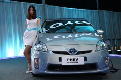 丰田将在华推两款插电车型 油耗大幅下降       