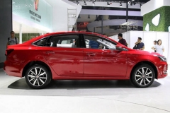 2016广州车展实拍荣威i6 比奔驰还宽？