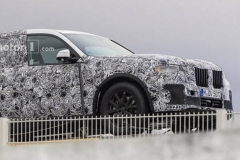 曝宝马X7谍照 定位大型SUV/剑指奔驰GLS