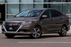 东本前11月增长超4成 轿车/SUV均破万