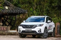 谁说SUV比轿车油耗高，这些车就不服！