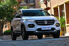 小身材融合“大设计” 宝骏510实拍解析