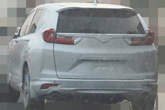 本田全新CR-V国内路试谍照 明年4月发布