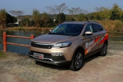 看腻了H6、GS4？这台10万级SUV能满足你