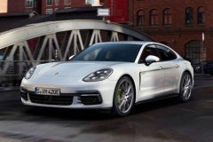 全新Panamera混动1月9日亮相 动力提升