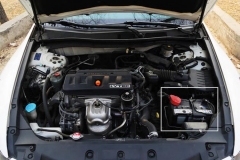 给爱车换个电瓶过冬季 两分钟搞定