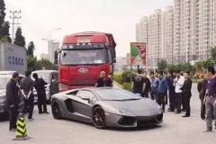 一个超车50万就没了，究竟干了啥？