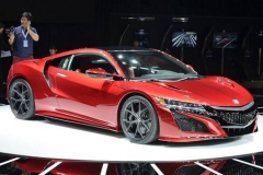 全新NSX预售价300万 三电机黑科技