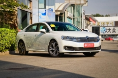 法国人也玩商务范 众编辑体验雪铁龙C6