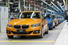 华晨宝马1系三厢下线 将于2月正式上市