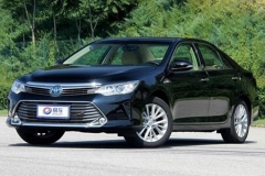 蒙迪欧混动VS凯美瑞双擎 新生战老大