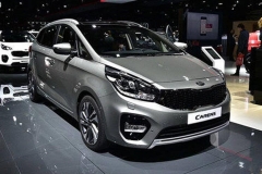 起亚新佳乐将上市 年轻化外观设计