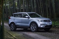 宝骏560和博越之间只差了这配置？