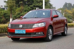 10万轿车 帝豪GL和大众朗逸选谁好？