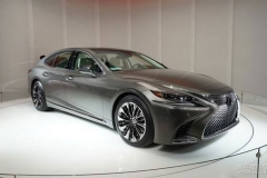 雷克萨斯LS混动版官图 提供EV模式