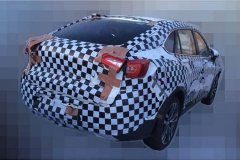 北汽幻速全新SUV路试谍照 跨界车身设计