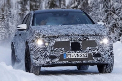 全新一代奔驰GLA谍照曝光 将推混动车型