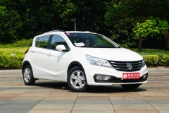 最好实现的小目标 宝骏310对比吉利金刚