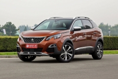 30万包养法系帅哥 标致4008/科雷傲选谁？