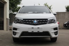 启辰M50V内饰谍照曝光 上海车展将发布