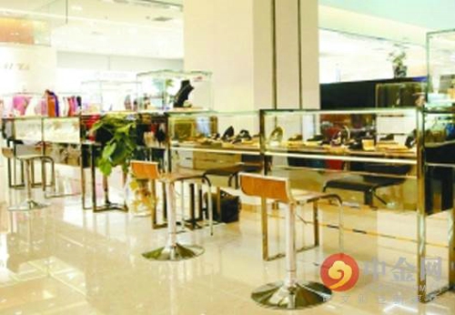 香港珠宝业景气指数持续低迷 同店销售大幅下