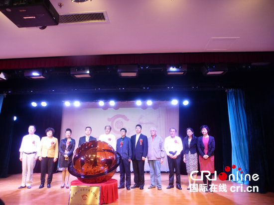 活动现场 李红摄