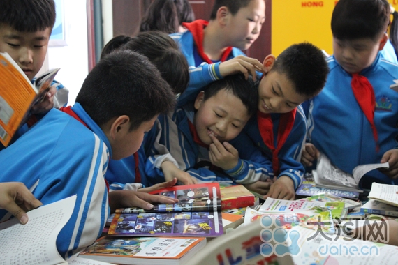 平顶山市卫东区矿工路小学向优越路街道文化站