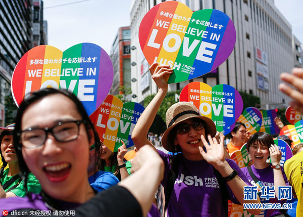 当地时间2016年5月8日，日本东京，数千民众参加同性恋骄傲游行。