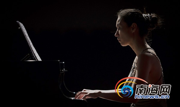 海南大学教师王蕊君钢琴专场音乐会海大举行