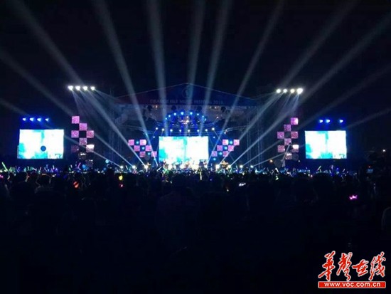 图为2016橘洲音乐节现场。摄影 王毅