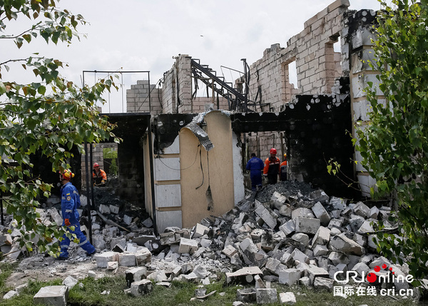 　　据外媒报道，乌克兰紧急情况部门称，当地时间29日，首都基辅市外一个供老年人居住的临时住宅发生火灾，有至少16人在火中丧生。图片来源：视觉中国