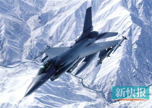 ■F-16战机是美军目前的主力战机。(资料图)