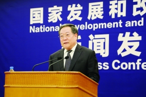 　　国家发展改革委新闻发言人李朴民介绍宏观经济情况并回应热点问题。
