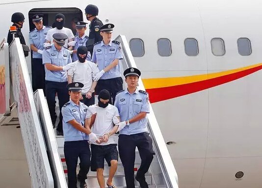 　　2012年8月25日，37名涉案犯罪嫌疑人被中国警方从安哥拉押回北京。