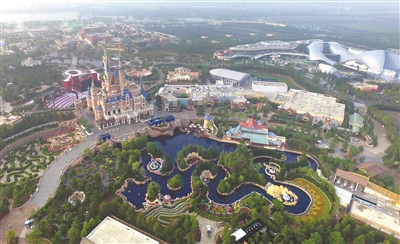 上海迪士尼乐园今日开园