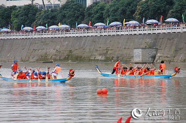 本土参赛队与来自伊朗的参赛队不相上下
