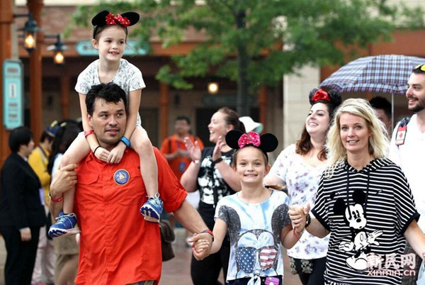 144小时过境免签政策助外籍旅客圆梦上海迪士